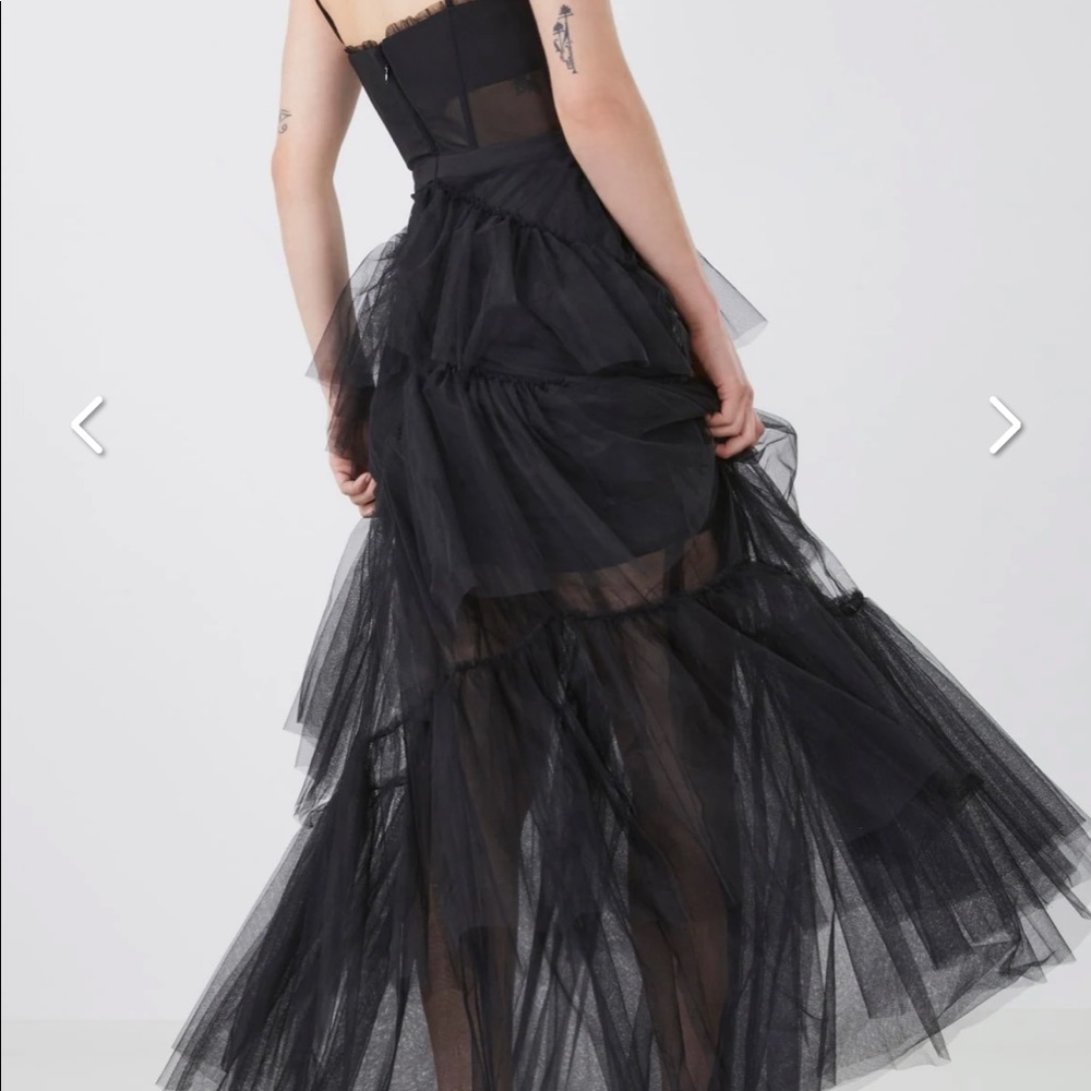 BCBG Oly Tiered ruffle tulle gown